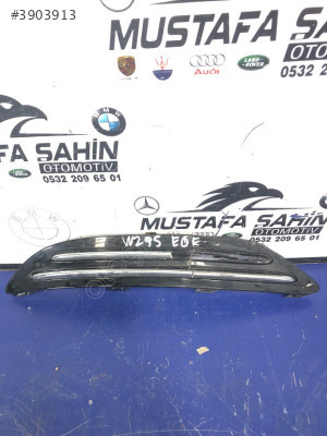 MERCEDES EQE SERİSİ W295 TAMPON IZGARASI