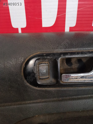 VOLKSWAGEN PASSAT B5 SAĞ ÖN CAM DÜĞMESİ