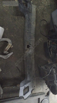 Renault 21 arka bagaj plastiği