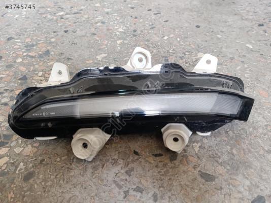 9824241280 Peugeot 208 sağ gündüz farı