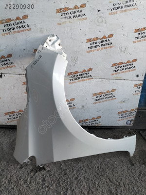 Toyota Corolla çıkma sağ ön çamurluk 2013-2018