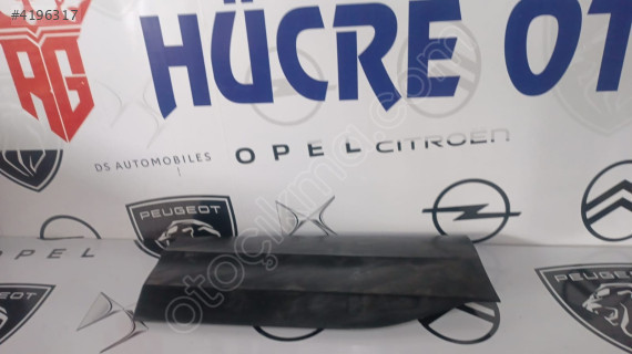 OPEL GRANDLAND X SAĞ ARKA KAPI BANDI YP000330XT
