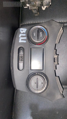 HYUNDAİ ACCENT BLUE KLİMA KONTROL PANELİ 05366077016