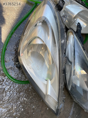 Honda Jazz sağ ön far