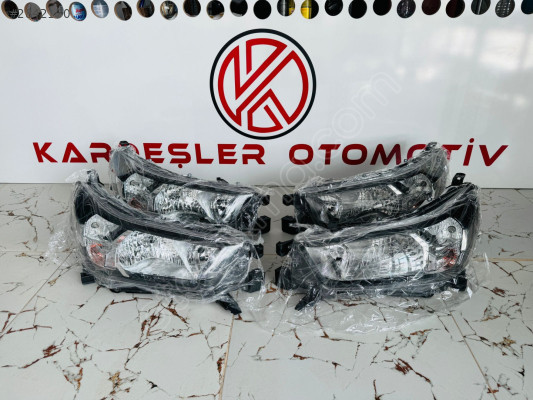 Toyota hilux sağ sol ön far