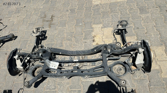 2011-2014 VW JETTA ARKA DİNGİL ORJ ÇIKMA