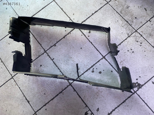 OPEL GRANDLAND B 2025 HAVA KANALI ÇERÇEVE BAKALİTİ PSA 9846159180