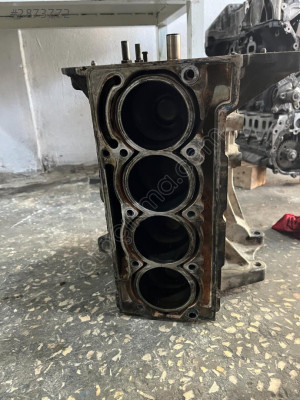 Passat 1.6 BLF yarım motor