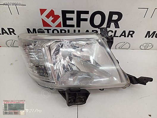 TOYOTA HİLUX SAĞ FAR ÇIKMA ORJİNAL YEDEK PARÇA 10-13 MODEL