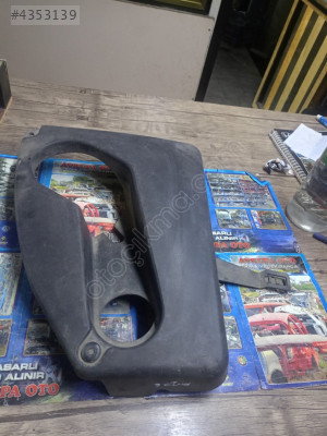 Peugeot 307 1.6 16 valf motor üst plastik kapağı