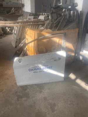 Ford firsta sol ön kapı çıkma