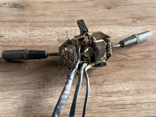 HYUNDAİ H100 SİNYAL-SİLECEK KOL TAKIMI