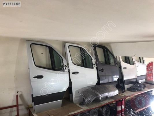 Mercedes Sprinter sağ ön kapı (2019 sonrası)