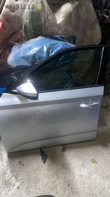 SKODA KAMİQ SOL ÖN KAPI OTO FEDAİ