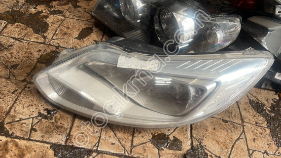 Ford Focus Çıkma Sol Ön Far Lambası Satışı