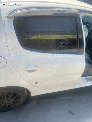 Peugeot 206 sağ arka kapı