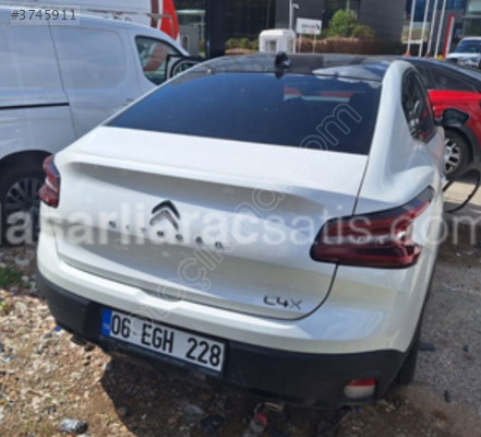 Citreon c4 X arka bagaj kapağı orijinal hatasız
