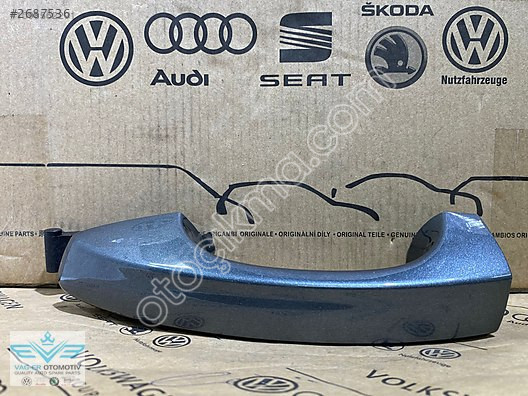 AUDİ Q3 ARKA SOL DIŞ KAPI AÇMA KOLU KOL TUTAMAK TUTAMAĞI / S
