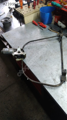 Renault 19 R19 Sağ Ön Cam Krikosu orjinal çıkma