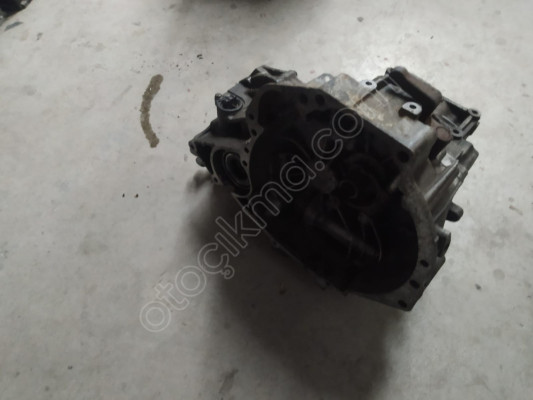 Nissan Almera 1.5 Şanzıman 2004-2008 Model