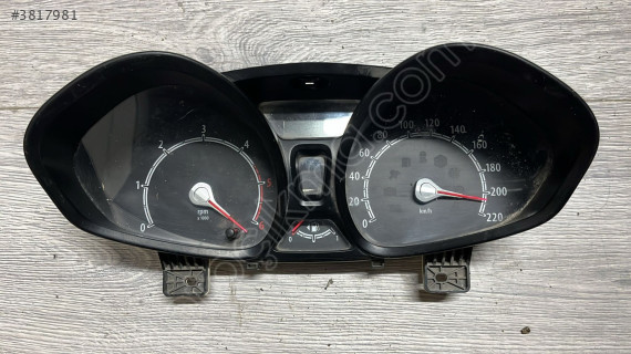 FORD FİESTA KİLOMETRE SAATİ ÇIKMA