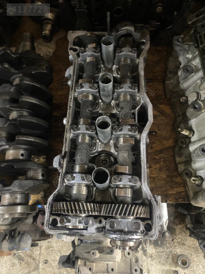 1.6 Toyota silindir kapağı