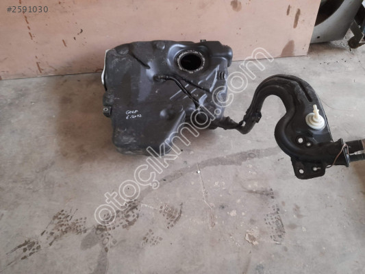 VOLKSWAGEN GOLF 6 - 1.6 TDİ CAY MOTOR MAZOT DEPOSU