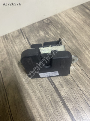 281010 volkswagen Passat b7 golf6 bagaj kilidi