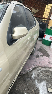 2006 FİAT ALBEA ÇIKMA ORJİNAL HATASIZ SOL ÖN KAPI