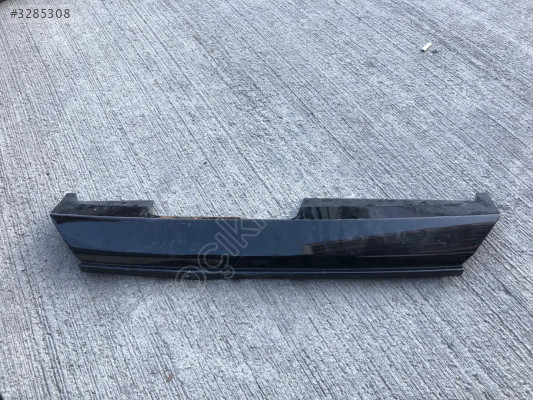 VOLVO XC60 2022-23 ARKA TAMPON DİFÜZÖR KAPAĞI 32136221