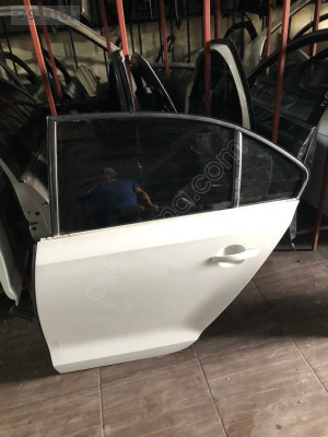 ÇIKMA HATASIZ VOLKSWAGEN JETTA SOL ARKA KAPI