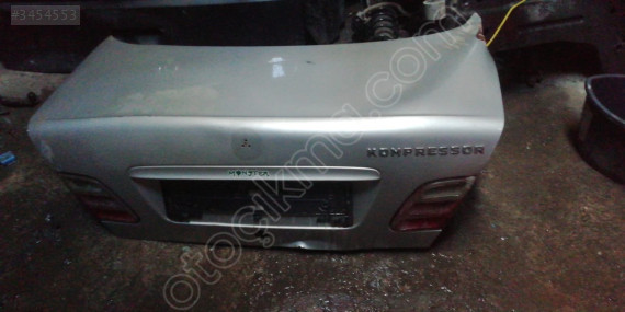 Mercedes w210 bagaj kapağı çıkma