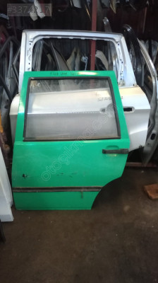 fiat uno sol arka kapı