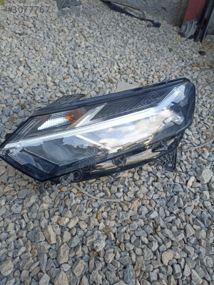 Dacia Sandero sol ön far ledli
