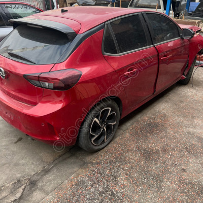 OPEL CORSA F “ SAĞ ARKA KAPI “ HATASIZ