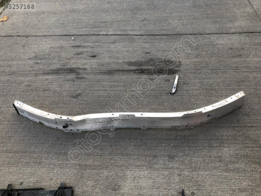 MERCEDES E SERİSİ W214 ÖN TAMPON DEMİRİ 2146205500