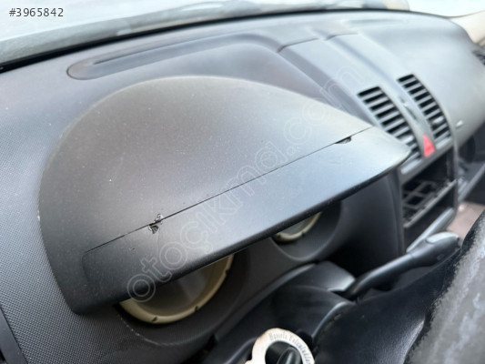 2000-01 VW POLO GÖĞÜS GÖSTERGE ŞAPKASI ORJ ÇIKMA