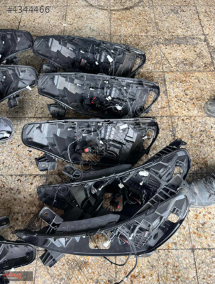 RENAULT CLİO 5.5 ORJİNAL SIFIR FAR KASASI EYUPCAN OTODA