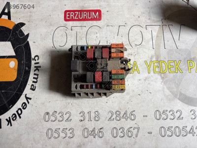 51763771 FİAT DOBLO 1.3 Multijet Orijinal Çıkma Sigorta Kutusu