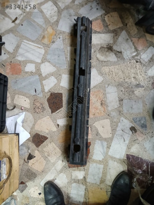Peugeot 5008 ön tampon darbe emici 9823195380