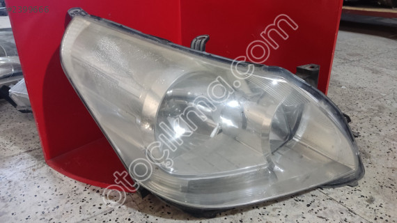 TOYOTA VERSO SAĞ ÖN FAR 2009 2012