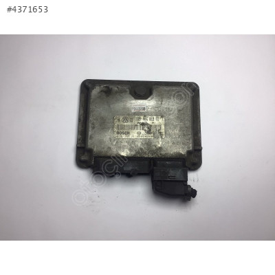 Volkswagen Golf 2.0 Motor Beyni M5.9.2 0261206261 06A906018FK