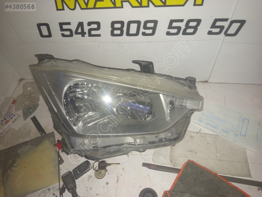 Isuzu bakker sağ ön far