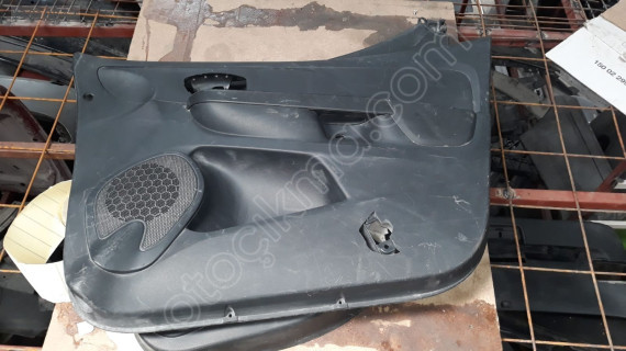 CLIO 4 SAĞ ÖN KAPI DÖŞEMESİ VE TÜM ÇIKMA PARÇALAR