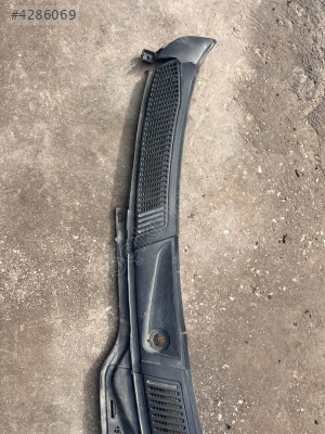 RENAULT MEGANE 1- 98 ÖN CAM IZGARASI ÇIKMA ORJİNAL