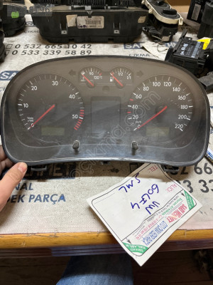 ÇIKMA VW GOLF 4 BORA 1J0920 806E 1J0920806E KİLOMETRE SAATİ