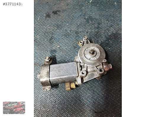 Nissan SAĞ ÖN CAM MOTORU NISSAN VANETTE