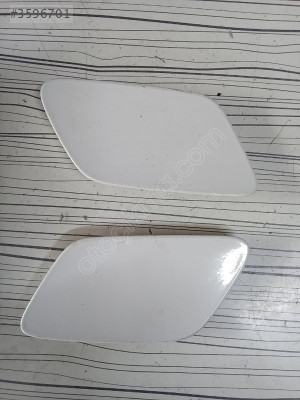 BMW F30 Far Yıkama Kapağı