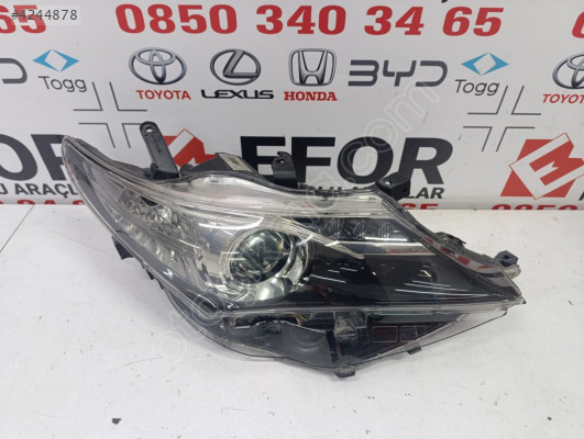 TOYOTA YARİS SAĞ FAR ÇIKMA ORİJİNAL PARÇA