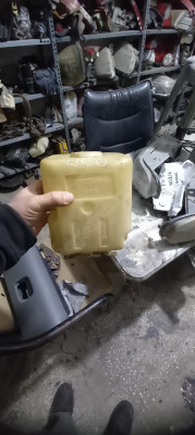 FİAT UNO silecek suyu deposu motorları